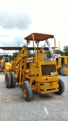 ขาย รถตัก KOMATSU SD20-5 นำเข้าจากญี่ปุ่น โทร.090-986-2521 อ๊อบ