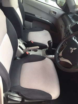 Triton 08เกียร์ธรรมดา ติดกล่องดันรางECU-Shop ยกหัวฉีด เครื่องเดิมๆไม่แต่งเครื่อง ใส่คลัชทองแดง โบ3000 ไม่มีชน100\% ล้อW-Workของแท้ ยางใหม่ปี13ลายซิ่ง ของแต่งในรถแสนกว่าบาท @350,000 ติดต่อสอบถามเพิ่มเติมได้ที่ 0816383886