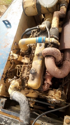 ขายรถแบคโฮ KOMATSU PC200-3 คอลโทรลสั้น มีหัวคีปไม้กับบุ้งกี๋ ราคา 450000