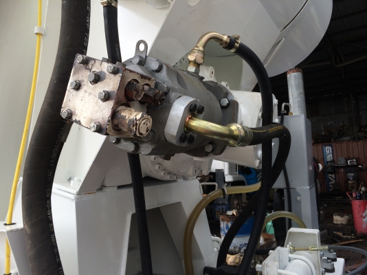 รถโม่ปูนนิสสัน 10 ล้อ 290 แรง โม่ใหม่ 7 คิว รหัสสินค้า B4-327