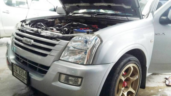 <<< ออกรถ+แม็ก 4900 จบเลย Dmax 2.5 SLX ปี 05 >>>