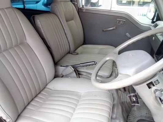 เครื่องช่วงล่างแน่น เกียร์ดีเข้านิ่ม  สีดี ยาง80\% ติดNGV วิ่งไม่ถึงโลละบาท เอกสารพร้อมโอน