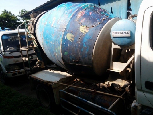 ขายรถโม่  2.5 คิว  ราคากันเอง  6 ล้อเล็ก