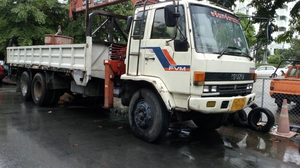 ขาย Rocky 175 ห้างแท้ ติด เครน unic 5 ตัน 4 ท่อน