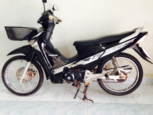 ขายwave125i พร้อมโอน ทบ. ไม่ขาดต่อ 18500 สนใจโทร 0883028553 (ป๊อบ เจ้าเก่า)