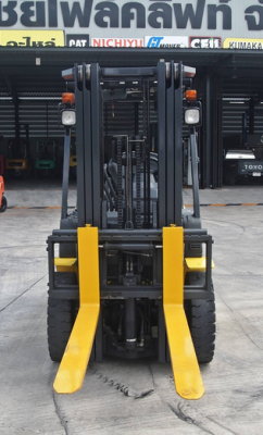 จำหน่ายรถ Forklift KOMATSU 2.5 ตัน (ญี่ปุ่น) FD25-16 เสาเข้าตู้ 4.3 เมตร เกียร์ออโต้ งา 1.2 เมตร + Side Shift