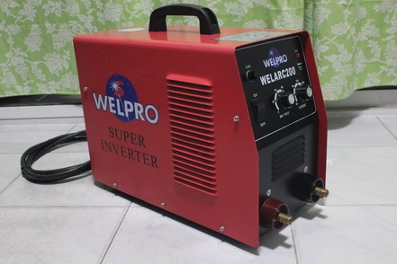 ตู้เชื่อมระบบซุปเปอร์อินเวอร์เตอร์ เวลโปร ขนาด200A สภาพเกิน 90 เปอร์เซนต์ อุปกรณ์ครบครับ