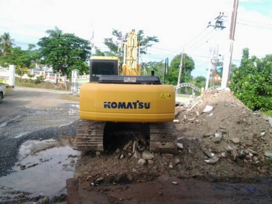แบ็กโฮลมือสอง,Komatsu PC200-7/ทำงาน 6xxx ชม. สวยเต็ม/ เอกสารเล่ม.ทบ. ทำงานอยู่ดูได้เลย