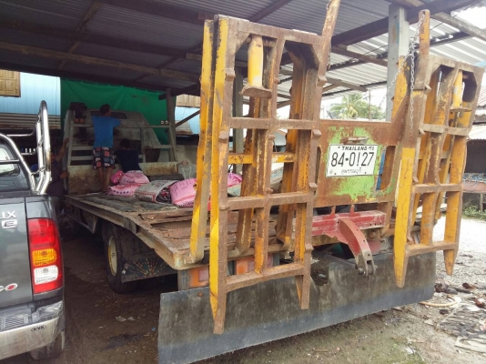 ขายรถ HINO FC174A ปี46 เครื่อง HO7C 185แรงม้า พื้นเทนเลอร์ เครื่องดี คัสซีสวย