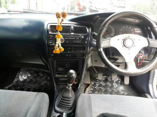 ขายสามห่วง เครื่อง 1.6 หัวฉีด เกียร์ธรรมดา ไม่แก๊ส ขายสามห่วง เครื่อง 1.6 หัวฉีด เกียร์ธรรมดา ไม่แก๊ส