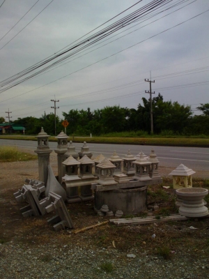 รับผลิต จำหน่าย ออกแบบและติดตั้ง คิ้วบัวปูน เสาโรมัน หัวเสา บัวปั้น เจดีย์รูปทรงระฆัง