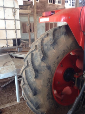 ขายรถไถ KUBOTA M105 รถสภาพดีมากใช้งานน้อย ใช้ไปแค่ 1,290 ชั่วโมง