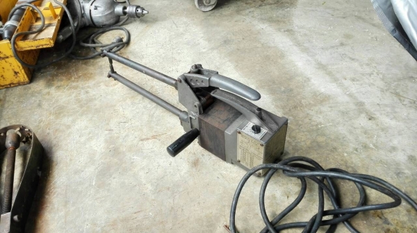 ====== Sold Out!! ====== เครื่องอาร์คกระเป๋า TECNA Made in Italy 11 KVA. ไฟบ้าน 220V. สภาพสวยพร้อมใช้งานภาคสนาม อเนกประสงค์พกพาง่าย!! โทร 089-2499-123 นครปฐม