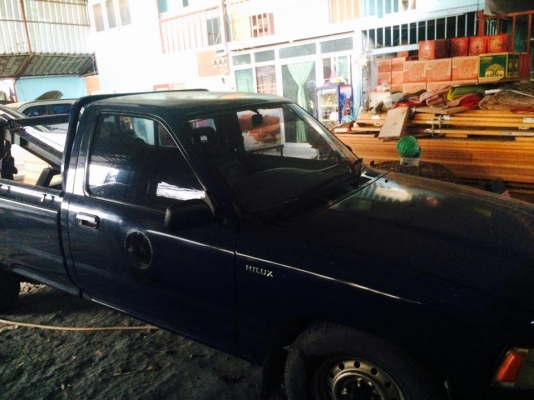 ขายด่วน! รถยก สภาพพร้อมใช้งาน