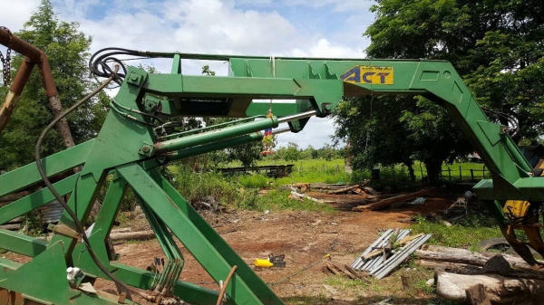 ขายคีบ อวยชัยแทรคเตอร์ สภาพสวยพร้อมใช้ ยกขึ้นใส่ได้เลย ราคาต่อรองได้ครับ