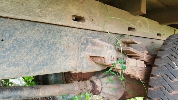 ขายรถอีแต๋นจัมโบ้ ยาง 900 คัสซี NISSAN UG สวยตลอดเส้น เครื่อง 6BB1 145 แรงม้า พร้อมตู้นวดข้าวไทยเส็ง 8 ฟุต