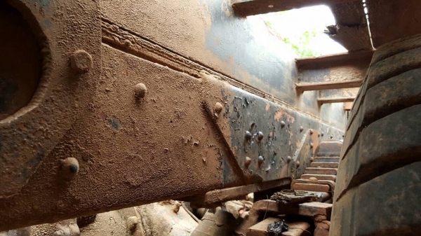 ขายเทนเลอร์ 10 ล้อหัวยาว 2 เพลา ช่วงล่วง FUSO เครื่อง EH700 168 แรงม้า เกียร์ HO สโลว์กลาง เบรคทิฟฟี่ พาวเวอร์ คานหน้าใหญ่ ทะเบียนพร้อมโอน ราคาต่อรองได้ครับ