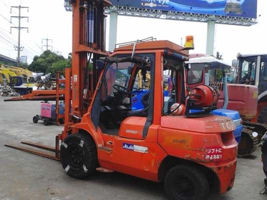 ขายรถโฟร์คลิฟท์ TOYOTA 02-7FGA50  5 ตัน