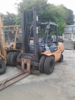 รถโฟล์คลิฟท์ TOYOTA รุ่น 7FD40   4 ตัน