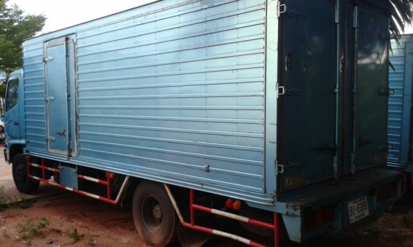 ขาย6ล้อHINO MEGA144แรง ปี48 ตู้แห้งยาว5.60เมตร รถเดิมๆ