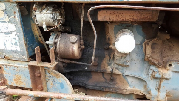 ขายรถไถฟอร์ด 5500 เครื่อง T3 เอกสารเล่มทะเบียนครบ รถใช้งานอยู่ทุกวัน อุปกรณ์มีผานดันหน้า และผาน 3 ราคาต่อรองได้ครับ