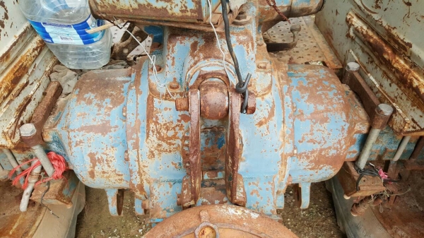 ขายรถไถฟอร์ด 5500 เครื่อง T3 เอกสารเล่มทะเบียนครบ รถใช้งานอยู่ทุกวัน อุปกรณ์มีผานดันหน้า และผาน 3 ราคาต่อรองได้ครับ