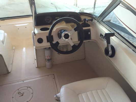 Boston whaler 2001 ขนาด18 ft Ventura.