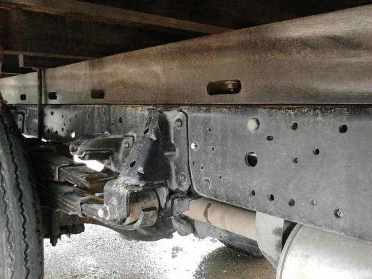 รถอีซูซู 6 ล้อรั้ว NPR 130 แรงม้า. ปี 46    สนใจติดต่อ  081 - 6079515