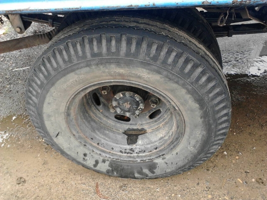 รถอีซูซู 6 ล้อรั้ว NPR 130 แรงม้า. ปี 46    สนใจติดต่อ  081 - 6079515