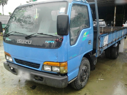 รถอีซูซู 6 ล้อรั้ว NPR 130 แรงม้า. ปี 46    สนใจติดต่อ  081 - 6079515