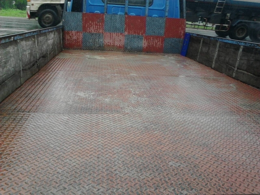 รถอีซูซู 6 ล้อรั้ว NPR 130 แรงม้า. ปี 46    สนใจติดต่อ  081 - 6079515