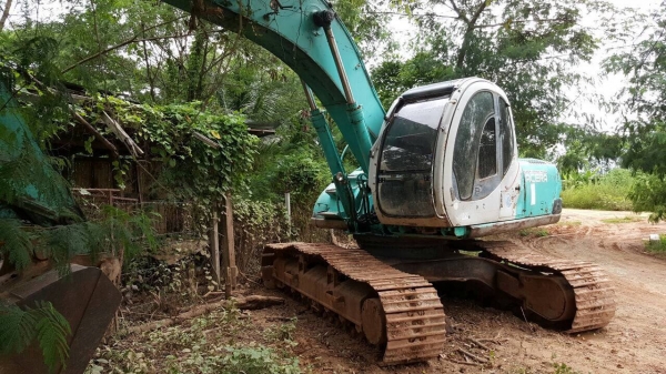 ขายแบคโฮ KOBELCO SK200-5 Super ACERA เก่านอก เอกสารเล่มทะเบียนครบ จอครบไฟฟ้าเต็ม ทำงานไม่โหลด ช่วงล่าง+เอวแน่น ราคาคุยกันได้ครับ
