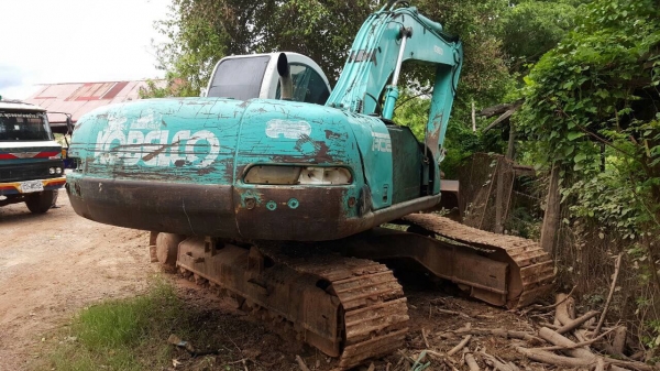 ขายแบคโฮ KOBELCO SK200-5 Super ACERA เก่านอก เอกสารเล่มทะเบียนครบ จอครบไฟฟ้าเต็ม ทำงานไม่โหลด ช่วงล่าง+เอวแน่น ราคาคุยกันได้ครับ