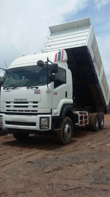 รถอีซูซุ 10 ล้อดั้ม FXZ 360 แรงม้า. ปี 57  ( รถวิ่ง 3x,xxx กว่า กม. )       สนใจติดต่อ  081 - 6079515