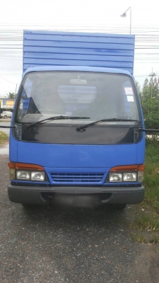 รถอีซูซู 6 ล้อ รั้ว NKR 130 แรงม้า. ปี 44   สนใจติดต่อ  081 - 6079515