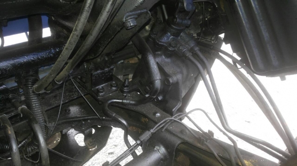 รถอีซูซู 6 ล้อ รั้ว NKR 130 แรงม้า. ปี 44   สนใจติดต่อ  081 - 6079515