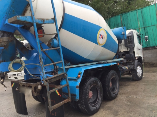 รถฮีโน่  10  ล้อ โม่ปูน 330 แรงม้า. ปี 53  ( รถวิ่ง 2xx,xxx กม. )  , ( มีขาย 3 คัน. )    สนใจติดต่อ  081 - 6079515