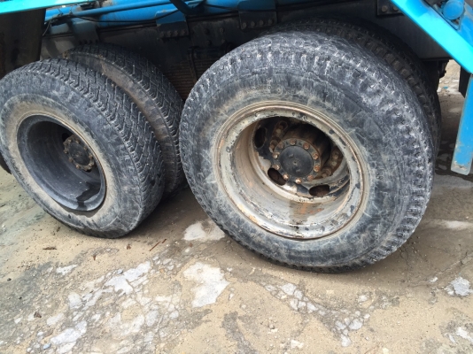 รถฮีโน่  10  ล้อ โม่ปูน 330 แรงม้า. ปี 53  ( รถวิ่ง 2xx,xxx กม. )  , ( มีขาย 3 คัน. )    สนใจติดต่อ  081 - 6079515