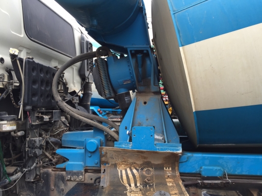 รถฮีโน่  10  ล้อ โม่ปูน 330 แรงม้า. ปี 53  ( รถวิ่ง 2xx,xxx กม. )  , ( มีขาย 3 คัน. )    สนใจติดต่อ  081 - 6079515