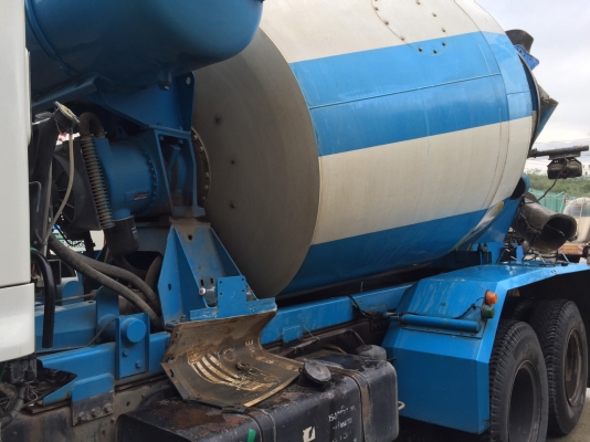 รถฮีโน่  10  ล้อ โม่ปูน 330 แรงม้า. ปี 53  ( รถวิ่ง 2xx,xxx กม. )  , ( มีขาย 3 คัน. )    สนใจติดต่อ  081 - 6079515