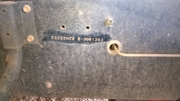 รถอีซุซุ 10 ล้อดั้ม FXZ 270 แรงม้า ปี 47.  ( รถวิ่ง 1xx,xxx กว่า กม. )     สนใจติดต่อ  081 - 6079515