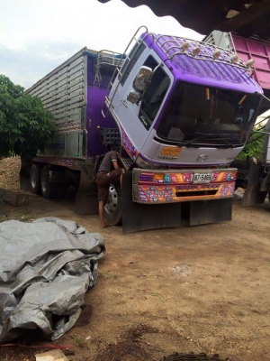 ฝากขาย 2K. 260แรง 2 เพลาดั้มบะมิเนียม มีระบบลากพ่วง เครื่อง หัวถายใน คัสซี สวยครบ