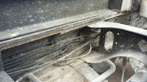 รถอีซูซุ 10 ล้อดั้ม FXZ  320 แรงม้า. ปี 51  ( รถวิ่ง 1xx,xxx กว่า กม. )     สนใจติดต่อ   081 - 6079515