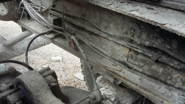 รถอีซูซุ 10 ล้อดั้ม FXZ  320 แรงม้า. ปี 51  ( รถวิ่ง 1xx,xxx กว่า กม. )     สนใจติดต่อ   081 - 6079515