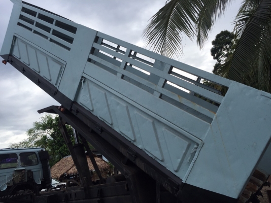 รถอีซูซุ 10 ล้อดั้ม FXZ  240 แรงม้า. ปี 39.  ( นางฟ้าแท้. )    สนใจติดต่อ  081 - 6079515