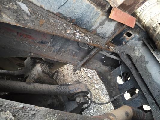 รถอีซูซุ 10 ล้อดั้ม FXZ  240 แรงม้า. ปี 39.  ( นางฟ้าแท้. )    สนใจติดต่อ  081 - 6079515