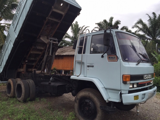 รถอีซูซุ 10 ล้อดั้ม FXZ  240 แรงม้า. ปี 39.  ( นางฟ้าแท้. )    สนใจติดต่อ  081 - 6079515