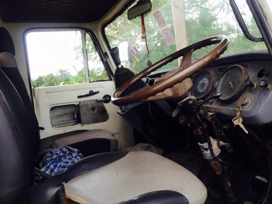 ขาย รถ6ล้อ เครื่อง165 เเรง เครื่องดี  คัชซีสวย   เอกสารพร้อมโอน