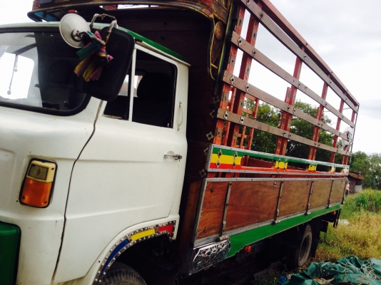 ขาย รถ6ล้อ เครื่อง165 เเรง เครื่องดี  คัชซีสวย   เอกสารพร้อมโอน