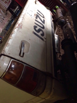 อีซุซุ 87 เดิมๆ ใช้ในสวน ไร่ นา สบายๆ